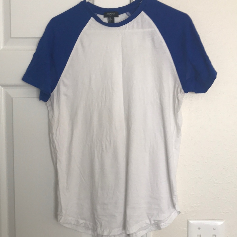 Forever 21 tee